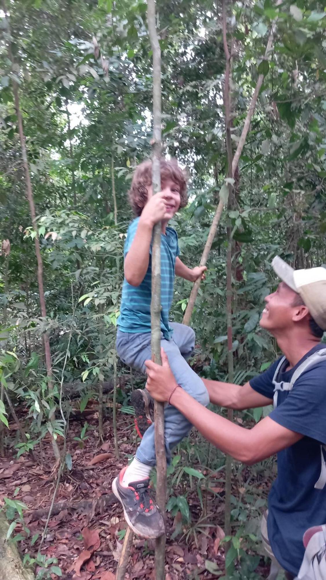 Magpie Homestay & Jungle Trekking Especially For Guest Trekking With Us Bukit Lawang Kültér fotó