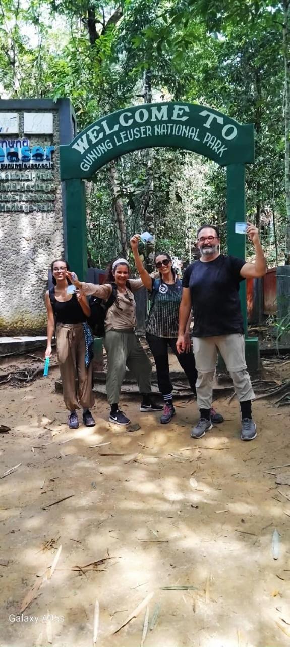 Magpie Homestay & Jungle Trekking Especially For Guest Trekking With Us Bukit Lawang Kültér fotó