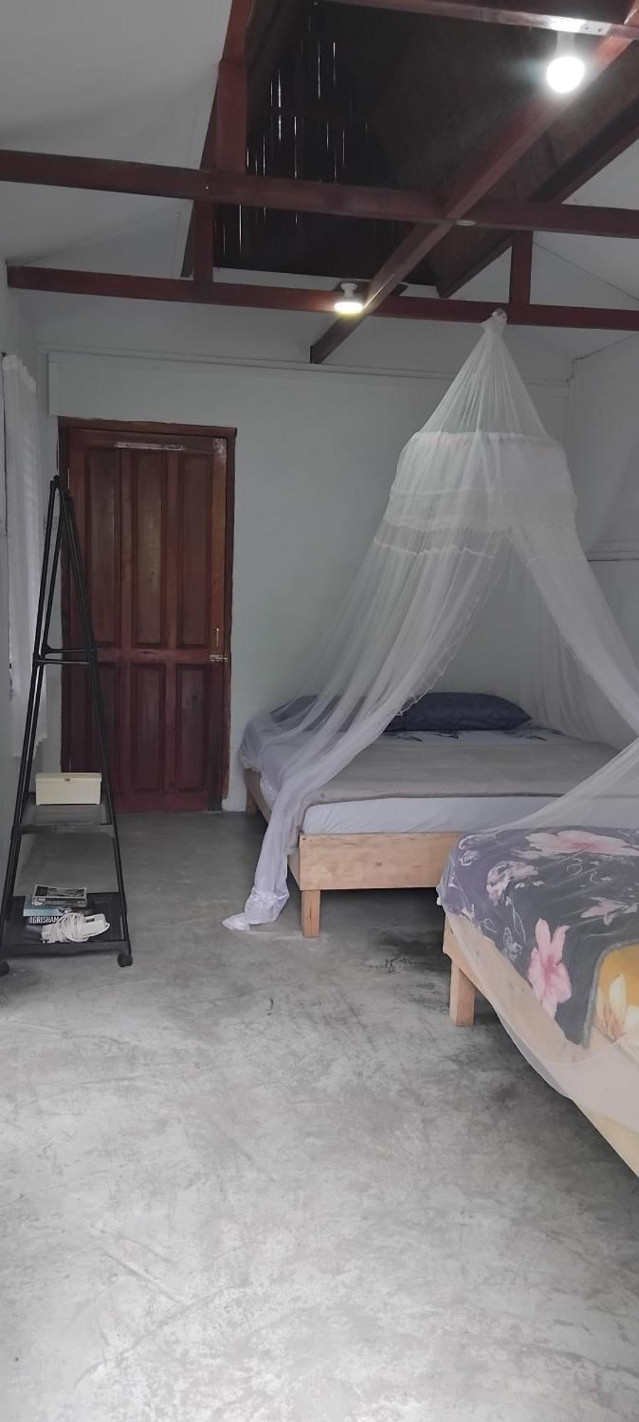 Magpie Homestay & Jungle Trekking Especially For Guest Trekking With Us Bukit Lawang Szoba fotó